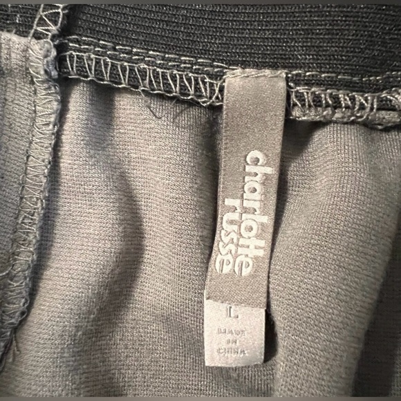 Charlotte Russe Women’s Fitted Elastic Stretch Mini Skirt Size Large Gray Black - Picture 8 of 9